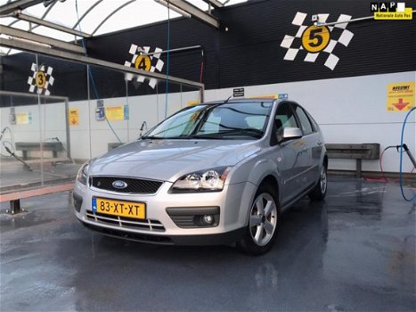 Ford Focus - 1.8 Titanium 5-DEURS, AIRCO, NIEUWWAARDIG - 1