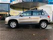 Volkswagen Tiguan - 1.4 TSI Comfort&Design Bj 2009 Nieuw APK KM 147000 NAP Airco - 1 - Thumbnail