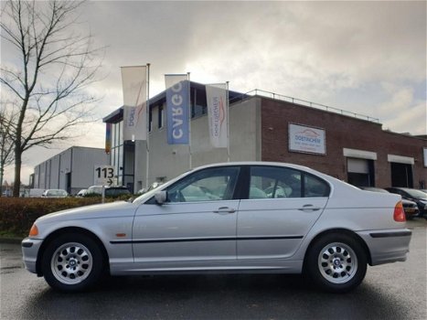 BMW 3-serie - 320i Executive Airco Apk Nap - 1