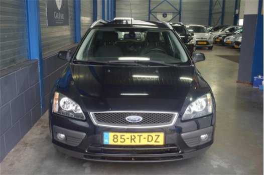 Ford Focus Wagon - 1.6-16V Futura ELEK.PAKKET/MULTIMEDIA/LMV/CRUISE/AIRCO/NEW APK 01-'21/NAP - 1