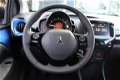 Peugeot 108 - 1.0 72pk Allure APPLECARPLAY | CLIMA | CAMERA - 1 - Thumbnail