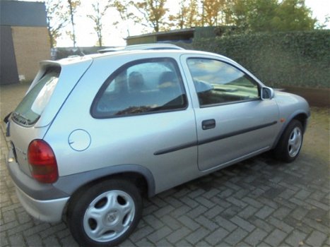 Opel Corsa - 1.2i-16V Onyx stuurbkr elkr ramen cv apk slecht, s 129 dkm NAP - 1