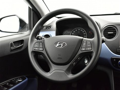 Hyundai i10 - 1.0i i-Motion Comfort // Navigatie / Climate control - 1