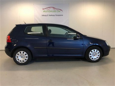 Volkswagen Golf - 1.4 16V trendline II Airco II Navi - 1