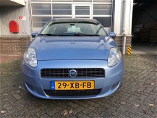 Fiat Grande Punto - 1.4 Dynamic AUTOMAAT/AIRCO/NL Auto