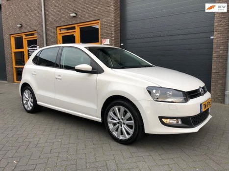 Volkswagen Polo - 1.4-16V Highline 5D 2009 WIT CLIMA NAVI PDC - 1