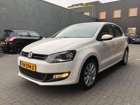 Volkswagen Polo - 1.4-16V Highline 5D 2009 WIT CLIMA NAVI PDC - 1