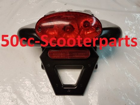 Achterlicht Compleet Peugeot Ludix 10 Snake Gebruikt 761457 - 1