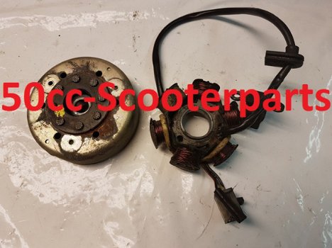 Ontsteking + Vliegwiel Peugeot Ludix 10 Snake Gebruikt 768349 - 1