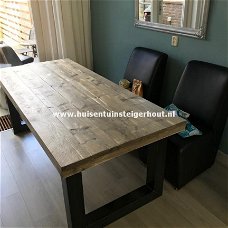 Steigerhout Tafel Eettafel met Industriele Onderstel X of U-Poten