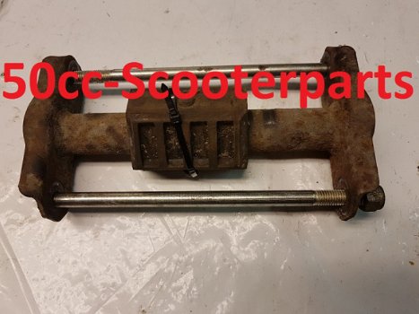 Subframe Peugeot Speedfight 2 Origineel 733969 gebruikt - 1