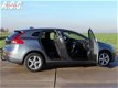 Volvo V40 - 2.0 D2 Summum Trekhaak Park Assist Navi ECC - 1 - Thumbnail