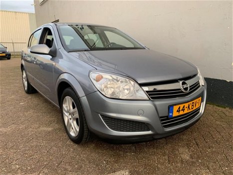 Opel Astra - 1.6 Edition 5-Deurs - 1