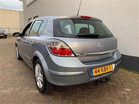 Opel Astra - 1.6 Edition 5-Deurs - 1