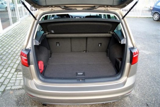 Volkswagen Golf Sportsvan - 1.2 TSI Comfortline Automaat, Navi, Clima, Pdc RIJKLAARPRIJS - 1
