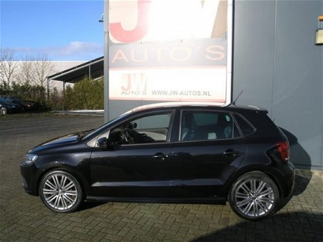 Volkswagen Polo - 1.4 TSI 140PK BlueGT Xenon/Clima/Navi/Stoelverwarming - 1