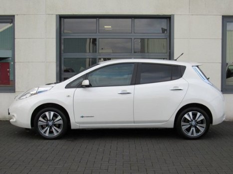 Nissan LEAF - Tekna 24 kWh Automaat incl. BTW (€12350, - ex BTW) Dealer onderhouden Leder Navi BOSE- - 1