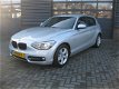 BMW 1-serie - 2.0D Executive Sport-Line AUTOMAAT NAVI AFNEEMBARE TREKHAAK - 1 - Thumbnail