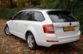 Skoda Octavia Combi - 1.6 TDI Greenline Businessline Navi/Ecc/Cr-Controle/Pdc/Lmv - 1 - Thumbnail