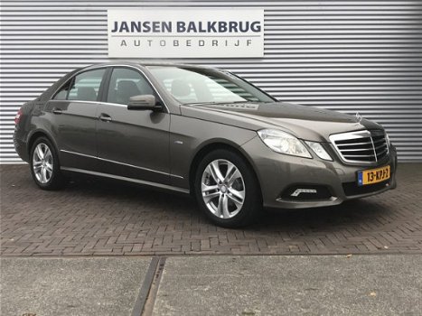 Mercedes-Benz E-klasse - 200 CGI Business Class Avantgarde AUTOMAAT XENON/NAVI - 1