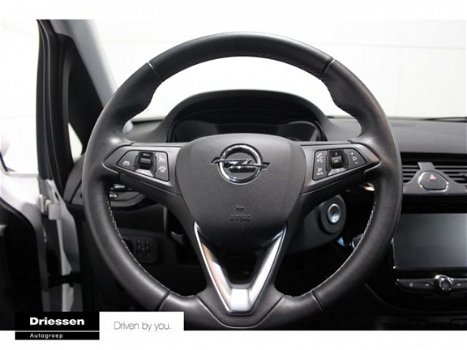 Opel Corsa - 1.4 5-drs Automaat Online Edition (Navigatie - Achteruitrijcamera) - 1