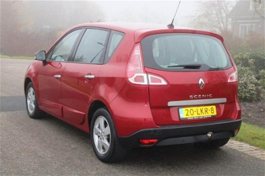 Renault Scénic - Scenic 2.0 140pk Automaat Dynamique navi/cruise/PDC/trekhaak - 1