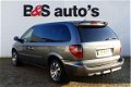 Chrysler Grand Voyager - 3.3i V6 SE AUTOMAAT 7 PERSOONS CLIMA PDC NAVI LEDER TREKHAAK CRUISE - 1 - Thumbnail