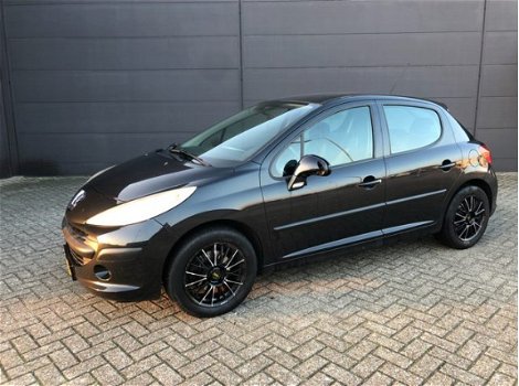 Peugeot 207 - 1.6 HDI Color-line - 1