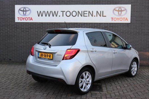 Toyota Yaris - 1.5 Full Hybrid Dynamic Navigatie-Airco-Parkeercamera - 1