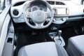 Toyota Yaris - 1.5 Full Hybrid Dynamic Navigatie-Airco-Parkeercamera - 1 - Thumbnail