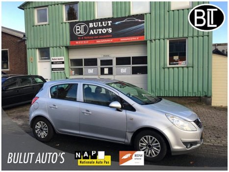 Opel Corsa - 1.3 CDTi Essentia 5 DEURS* AIRCO* NAVI* N.A.P - 1