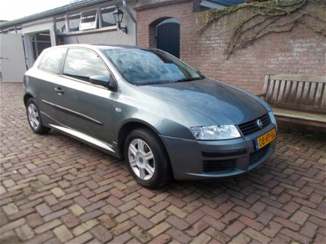 Fiat Stilo - 1.4-16V Young 2005 apk 13-11-2020 - 1