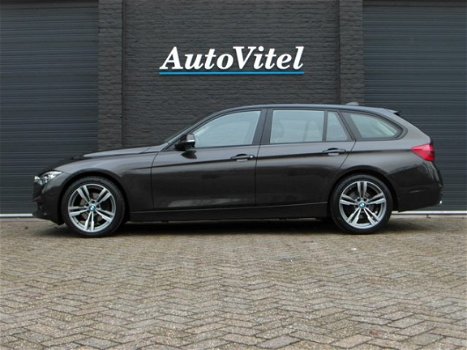 BMW 3-serie Touring - 320 dAS xDrive (4x4) Sportstoelen, Navi, LED, Active Cruise, Comfort Access - - 1