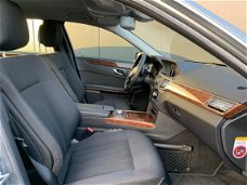 Mercedes-Benz E-klasse - E 350 Aut. 2e eig. Luchtvering Navigatie LED Orthopedische stoel