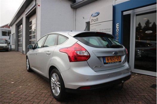 Ford Focus - 125pk Titanium Bns Navigatie Trekhaak 5drs - 1