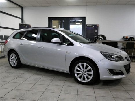 Opel Astra - 1.4 Turbo Edition *114dkm* 140pk/Navi/Cruise/Bluetooth - 1