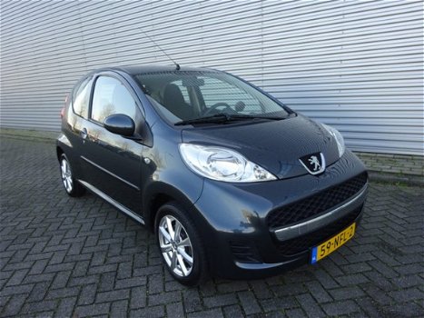 Peugeot 107 - 1.0-12V XS - 1