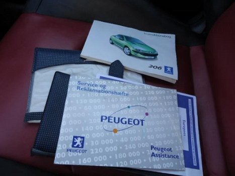 Peugeot 206 CC - 2.0-16V Airco Nieuw APK - 1