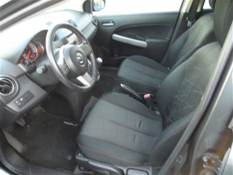 Mazda 2 - 2 1.3 84pk 5D Silver Edition - 1