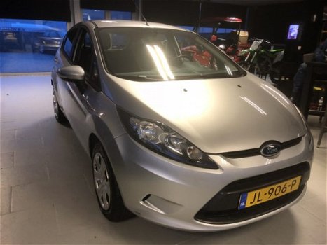 Ford Fiesta - 1.25 Trend / AIRCO / 5 DEURS / 98000KM / RIJKLAARPRIJS - 1