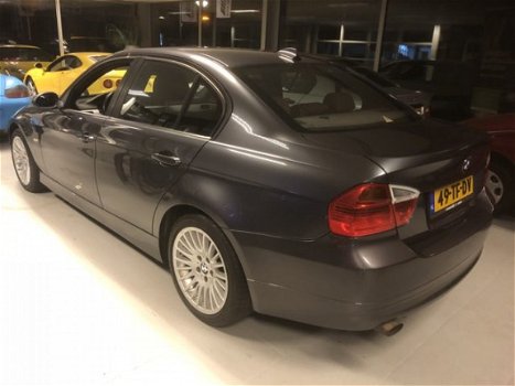 BMW 3-serie - 320i Graphite / SPORTPAKKET / LEER / NAVI / RIJKLAARPRIJS - 1