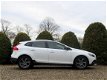 Volvo V40 - 1.6 D2 Summum / Navi / Leder / Xenon - 1 - Thumbnail