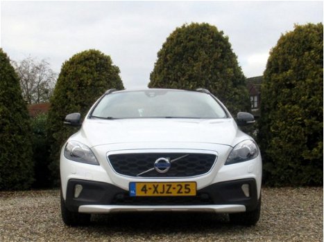 Volvo V40 Cross Country - 1.6 D2 Summum / Navi / Leder / Xenon - 1