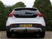 Volvo V40 - 2.0 D3 Momentum / Navi / Camera - 1 - Thumbnail