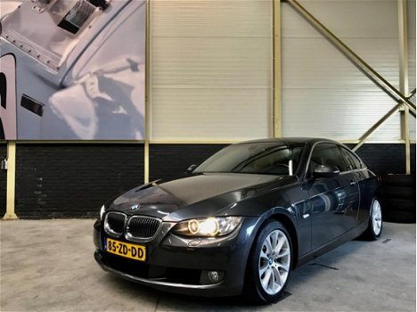 BMW 3-serie Coupé - 325i Executive Automaat | Leer | Navigatie | - 1