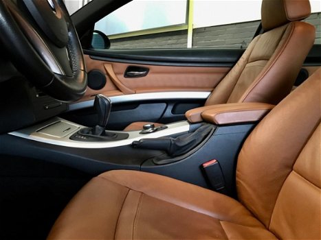 BMW 3-serie Coupé - 325i Executive Automaat | Leer | Navigatie | - 1