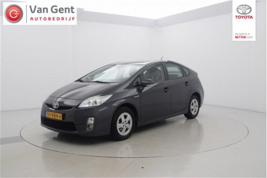 Toyota Prius - 1.8 Hybrid Comfort Cruise All-seasons Automaat - 1