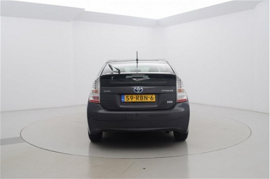 Toyota Prius - 1.8 Hybrid Comfort Cruise All-seasons Automaat - 1