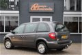 Chrysler Voyager - 2.8 CRD SE Luxe Leder, 7-persoons, bijna youngtimer - 1 - Thumbnail