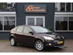 Ford Focus - 1.6 16V Ghia Aut. Airco, Cruise, Lage KM stand - 1 - Thumbnail